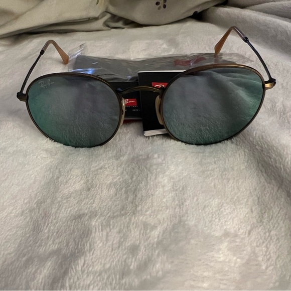 Authentic Lilac Ray Ban Round Metal - Picture 4 of 5